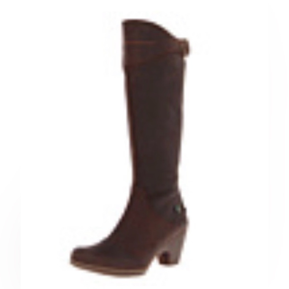 El Naturalista Chocolate Brown boot